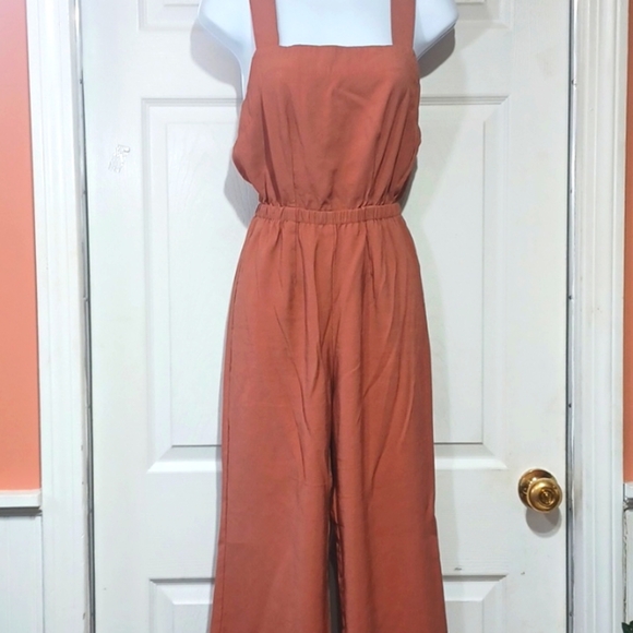Jumpsuit - Picture 1 of 8